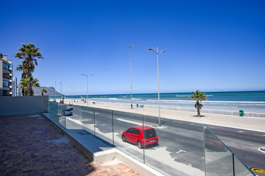 3 Bedroom Property for Sale in Strand North Western Cape